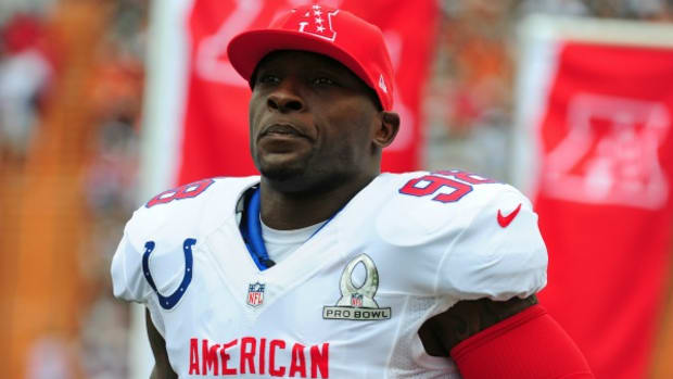robert-mathis.jpg